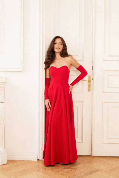 COMELY - czerwona sukienka na wesele z rękawiczkami