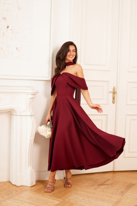 MARTHA - efektowna sukienka midi z szalem w kolorze bordowym